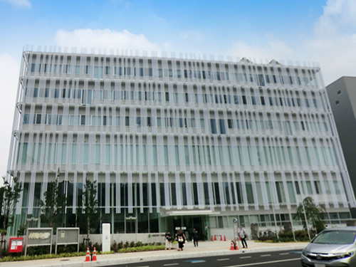 さいたま市大宮区役所・大宮図書館